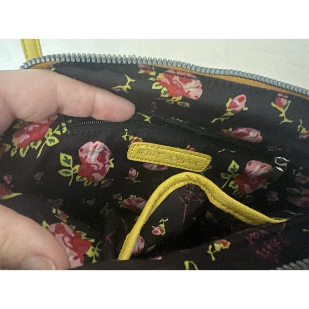 Betsey Johnson Yellow  Bow Purse vintage‎